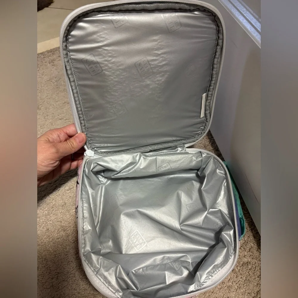 Artic Zone Unicorn insulated lunch bag - Picture 3 of 4